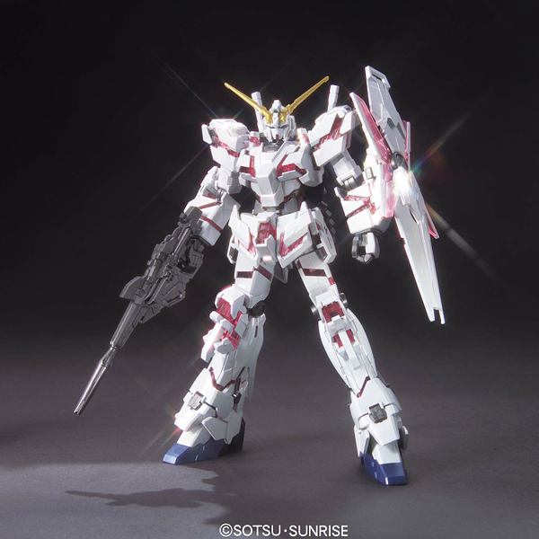 Bandai 1/144 HGUC Unicorn Gundam Destroy Mode Titanium finish front on pose