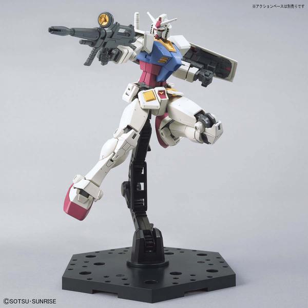 Bandai 1/144 HG RX-78-2 Gundam (Beyond Global) action pose with beam riflee