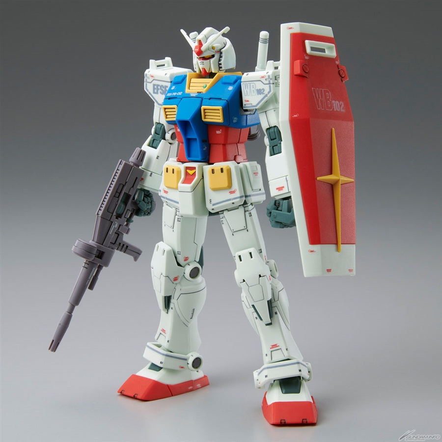 Gundam Express Australia P-Bandai 1/144 HG RX-78-2 Gundam Cucuruz Doan's Island Ver front on view.