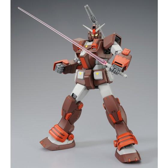 Gundam Express Australia P-Bandai 1/100 MG Heavy Gundam action pose 3