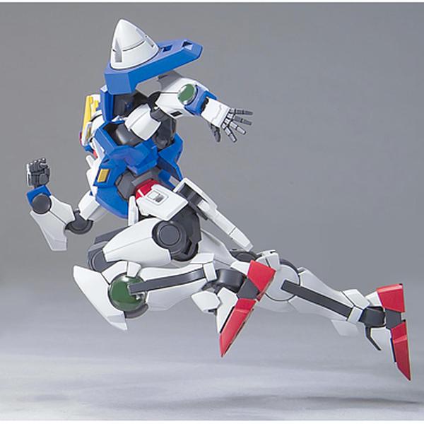 Bandai 1/144 HG GN-0000 00 Gundam running