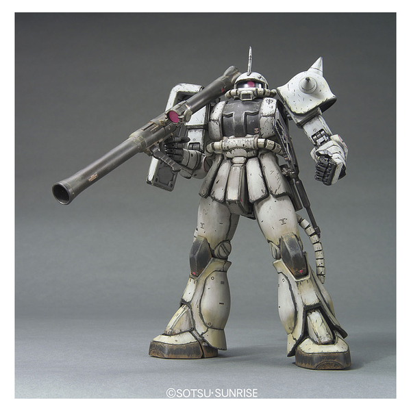 MG 1/100 Zaku II Ver 2.0 White Ogre front on view. weathered