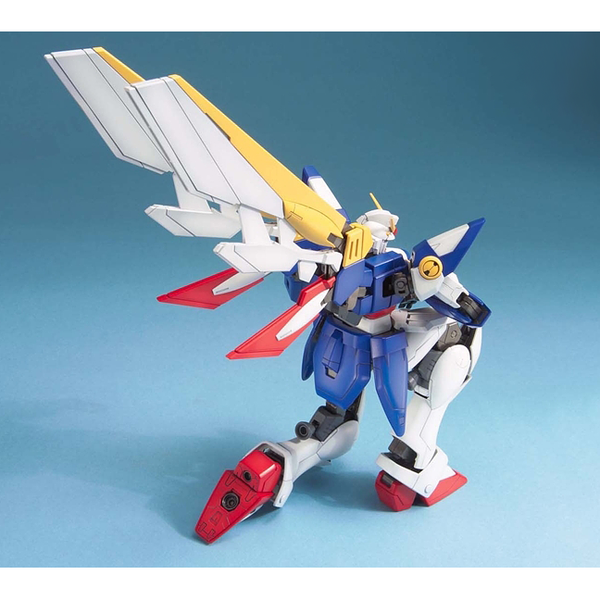 Bandai 1/100 MG XXXG-0IW Wing Gundam  kneeling