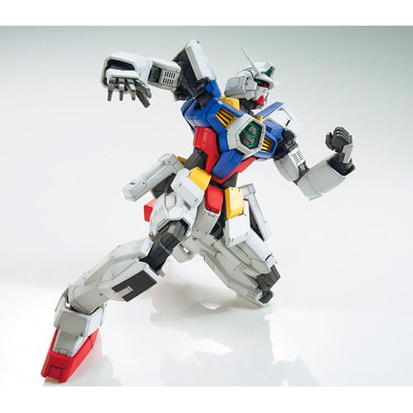 Bandai 1/100 MG Gundam Age-1 Normal kneeling