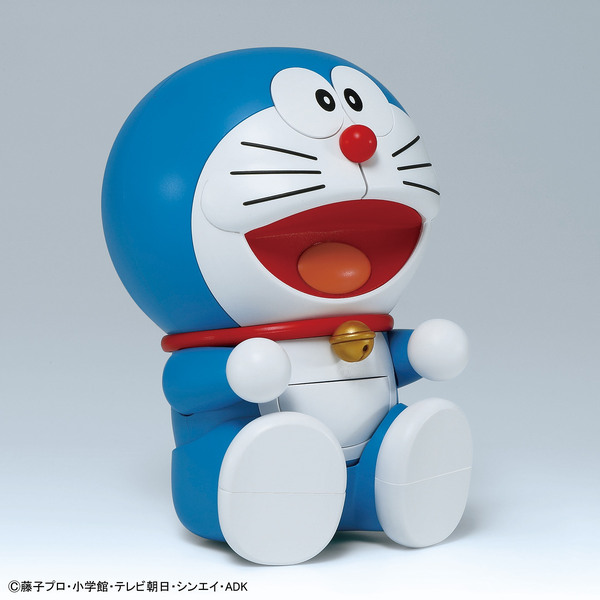 Bandai Figure Rise Mechanics Doraemon sitting pose