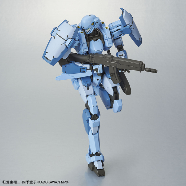 Bandai 1/60 Gernsback Ver.IV (Agressor Squadron) front on view on one leg