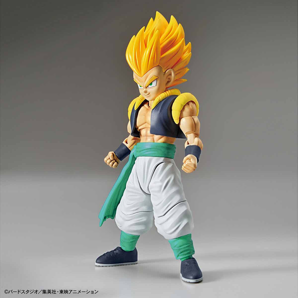 Bandai Figure Rise Standard SUPER SAIYAN GOTENKS front on view clenched fists
