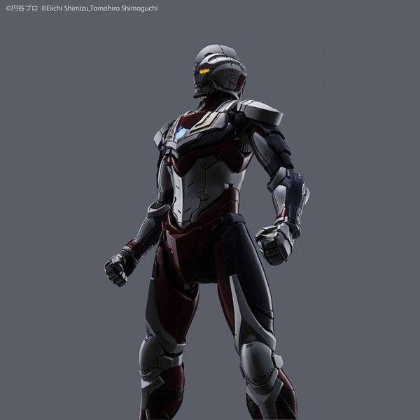 Bandai Figure-Rise Standard 1/12 Ultraman Suit Tiga shaded pose