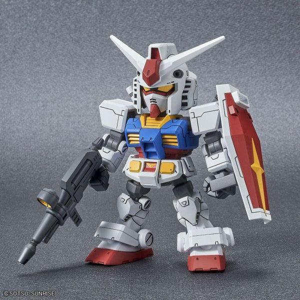 Bandai SDCS RX-78-2  front on view.
