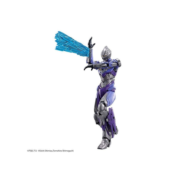 Bandai Figure-Rise Standard 1/12 Ultraman Suit Tiga Sky Action with zeperion beam