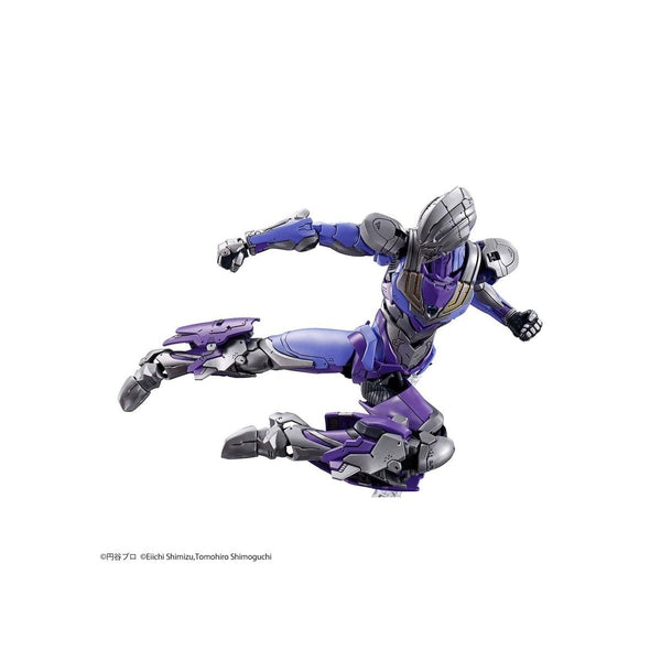 Bandai Figure-Rise Standard 1/12 Ultraman Suit Tiga Sky Action flying kick