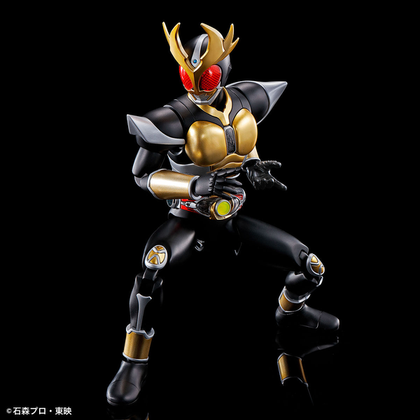 Bandai Figure Rise Standard Kamen Rider Agito Ground Form sqat pose