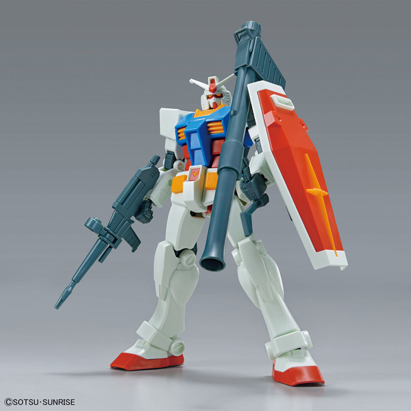 Bandai 1/144 EG RX-78-2 Gundam [full weapon set] front on view with weapons 