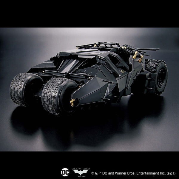 Bandai 1/35 Batmobile (Batman Begins) rhs side view
