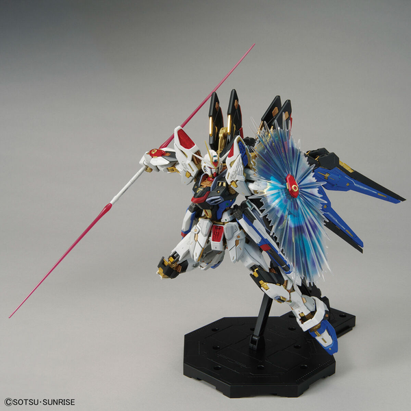 Bandai 1/100 MGEX Strike Freedom Gundam with saber blade