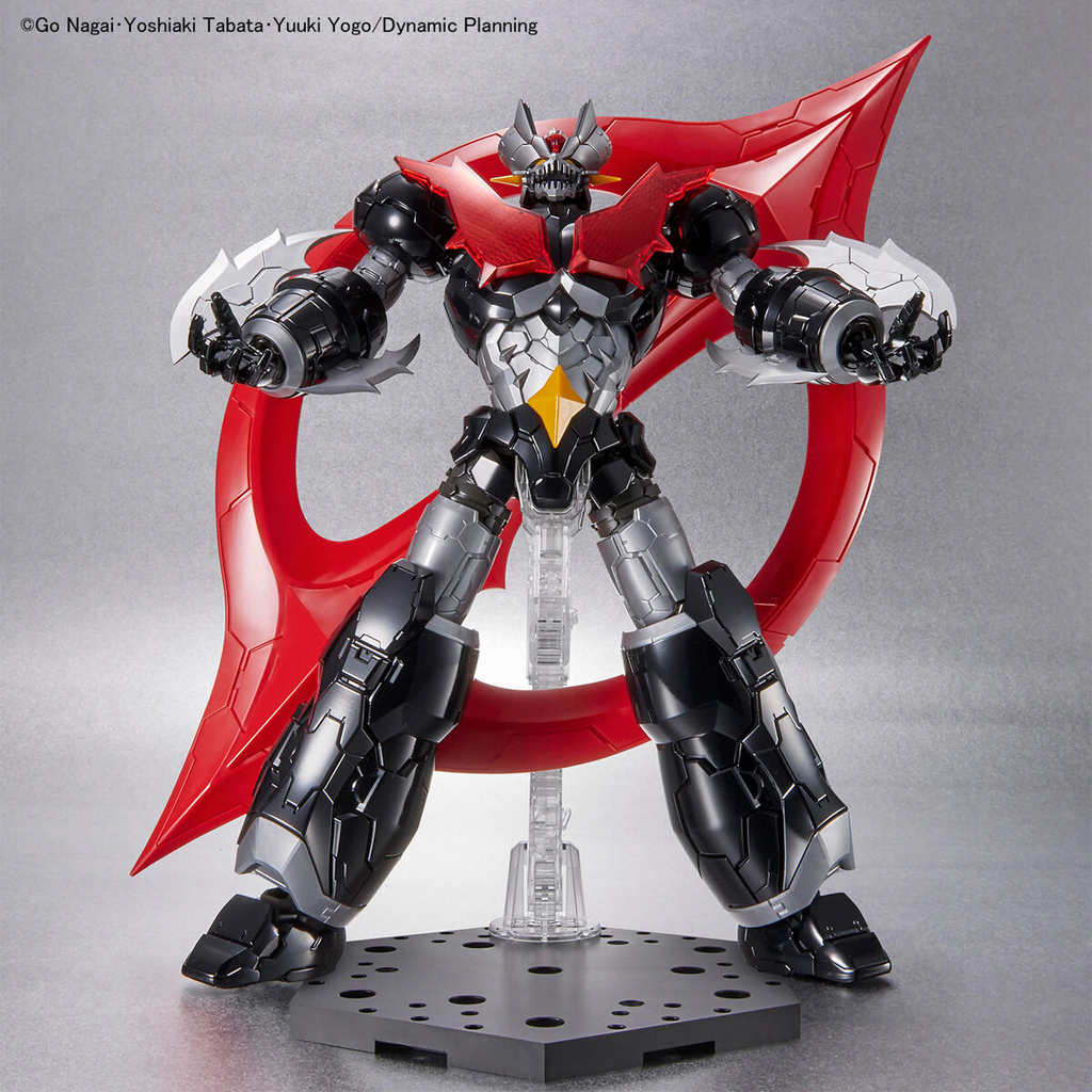 Bandai HG Mazinger Zero (Infinitism) front on view.