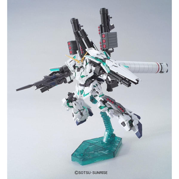 Bandai Gundam 1/144 HGUC RX-0 Full Armour Unicorn Gundam Destroy Mode (Green) action pose
