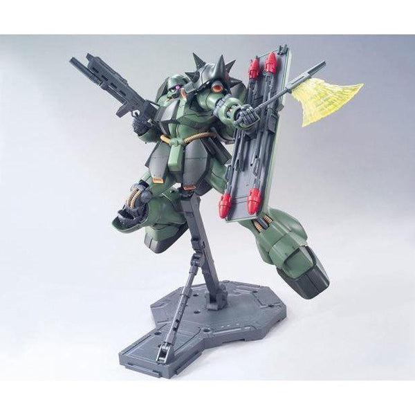 Bandai 1/100 MG AMS-119 Geara Doga with full set of weapons