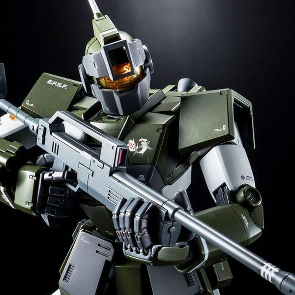 P-Bandai 1/100 MG RGM-79SC Tenneth A Jung's GM Sniper Custom close up