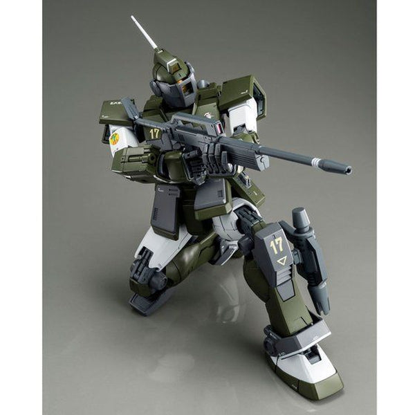 P-Bandai 1/100 MG RGM-79SC Tenneth A Jung's GM Sniper Custom action pose kneeling