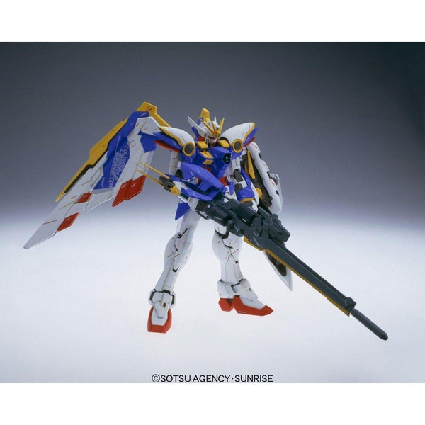 Bandai 1/100 MG XXXG-01W Wing Gundam Ver.Ka with buster rifle