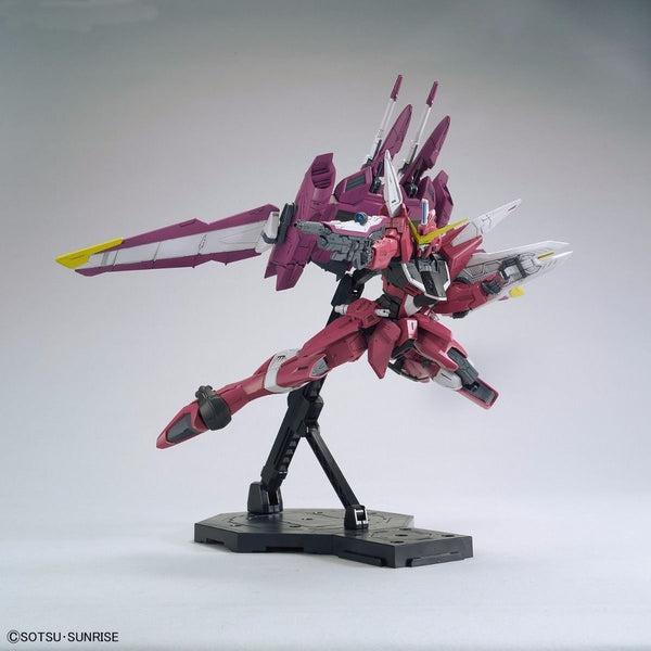 Bandai 1/100 MG  ZGMF-X09A Justice Gundam Z.A.F.T. Mobile Suit Gundam action pose 4