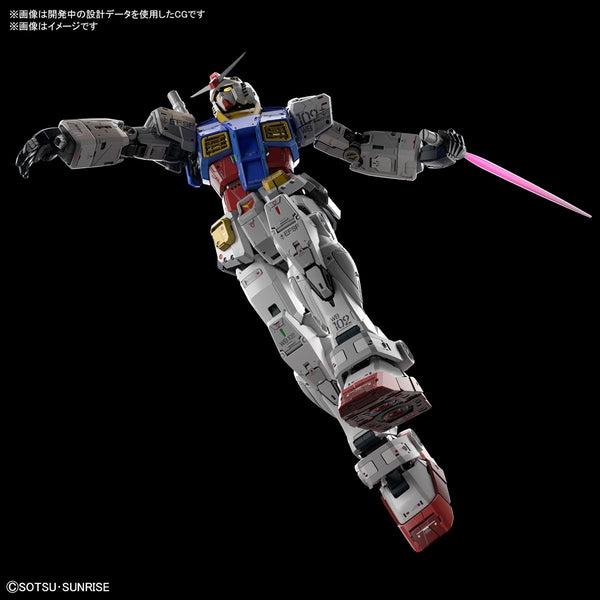 Bandai 1/60 PG Unleashed RX-78-2 Gundam  action pose with beam sabre