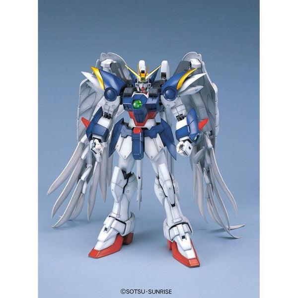 Bandai 1/60 PG W-Gundam Zero Custom front on pose