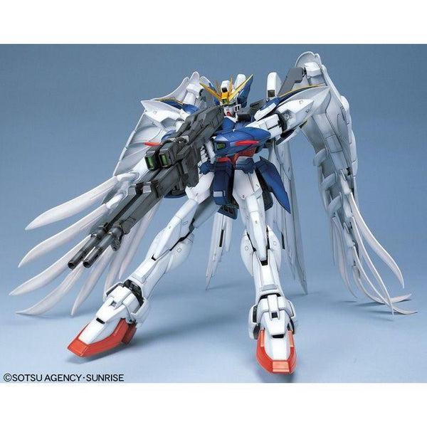 Bandai 1/60 PG W-Gundam Zero Custom with rifle
