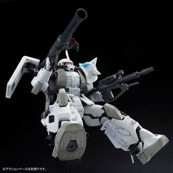 P-Bandai 1/144 RG MS-06R-1A Zaku II Shin Matsunaga Ver. action pose2