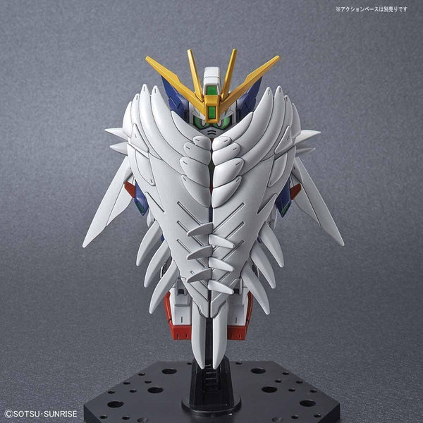 Bandai SDCS Wing Gundam Zero Custom wings as shields